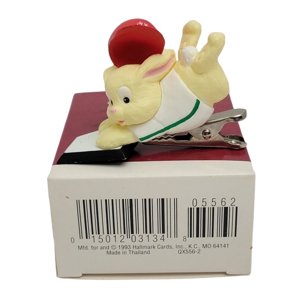 Vintage Hallmark Keepsake 1993 Ornament Home For Christmas ** Clip-On ** - Picture 2 of 8